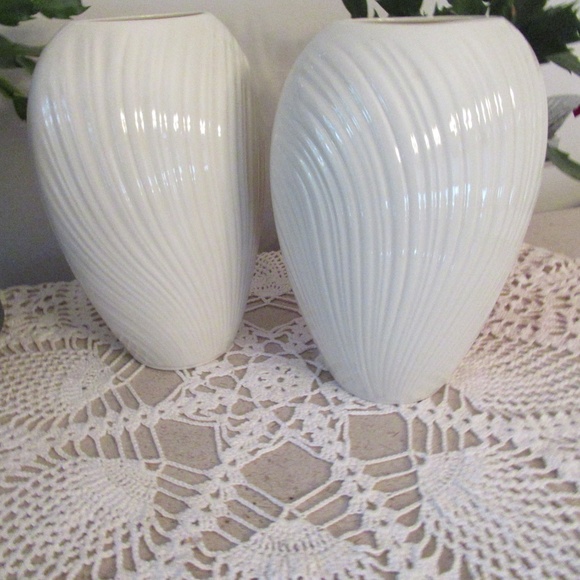 Vintage Lenox Mirage Medium Vase - Picture 5 of 9
